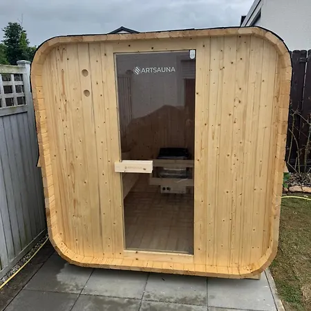 別荘 Hunsrueckliebe Mit Privater Aussensauna *